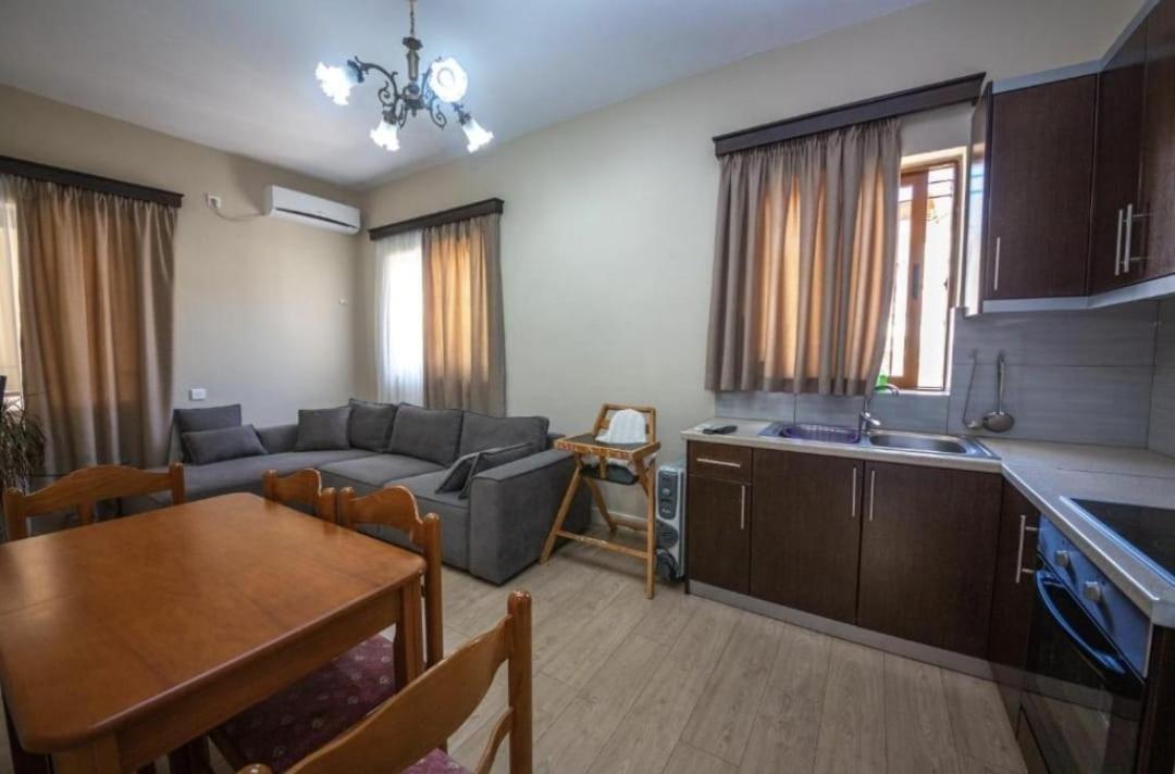 Rooms By Klajdi Sarandë Eksteriør bilde